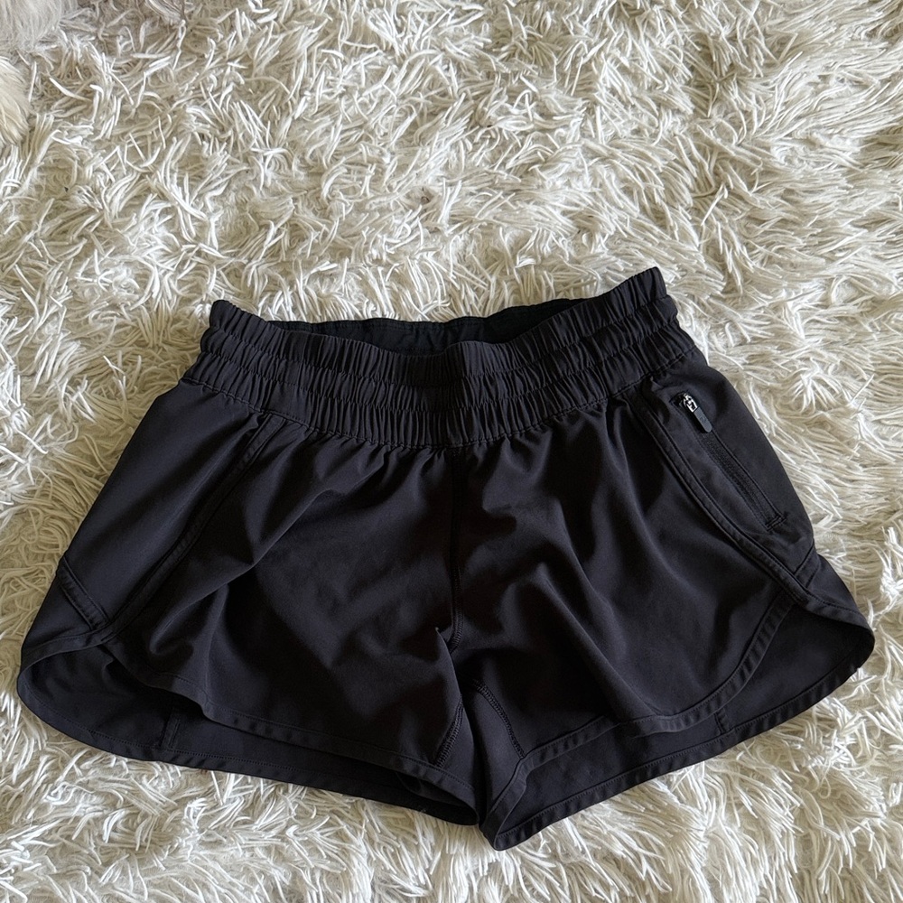 lululemon athletica running shorts size 6
